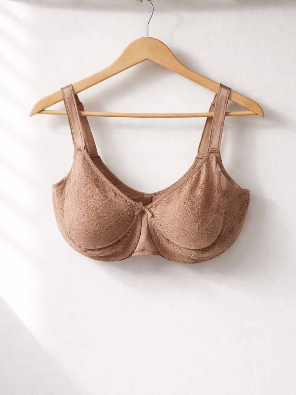 Chantelle Lace Bra Nude | 36H | Women’s Basic